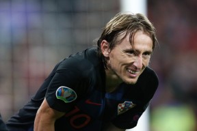 开云体育登录-克罗地亚战胜斯洛伐克，成功晋级淘汰赛()