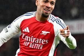 开云体育娱乐app-阿森纳小将崭露头角，获得主力位置()